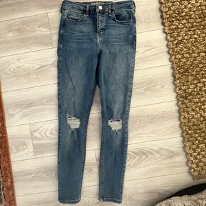 Topshop ‘Jamie’ High Rise Jean